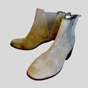 Tom’s Esme Ankle Boots Light Taupe Suede Heel Sz 8